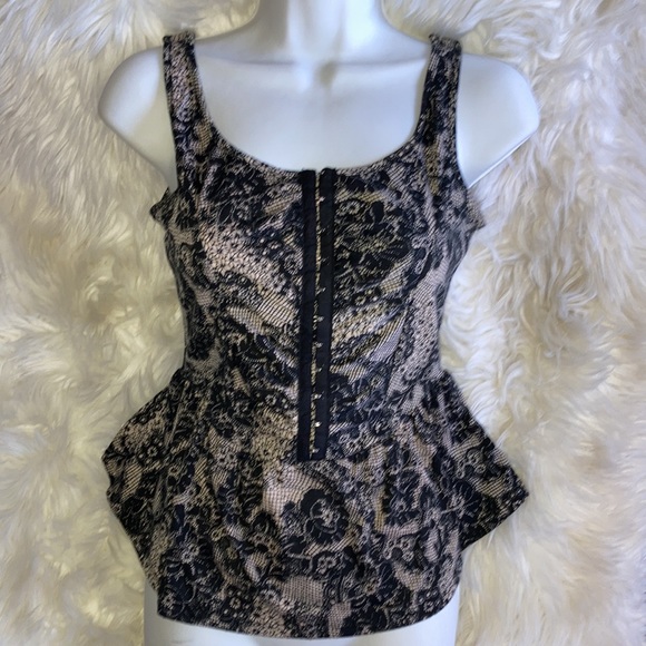 🌼KIRRA Peplum PACSUN Sleeveless Top - Picture 10 of 13